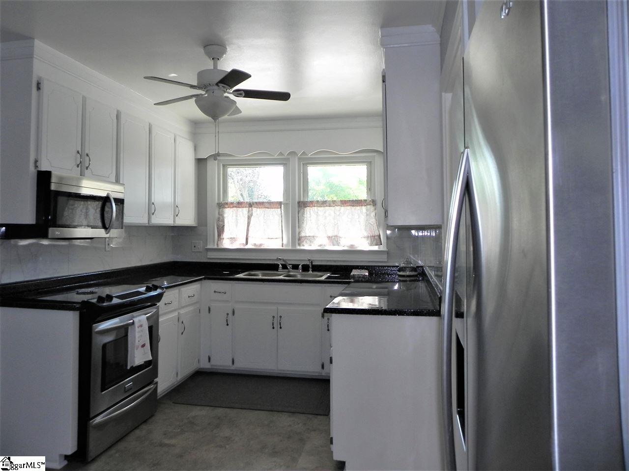 110 Maple Drive Fountain Inn, SC 29644 - Photo 13 of 22 Gallery Image 13
