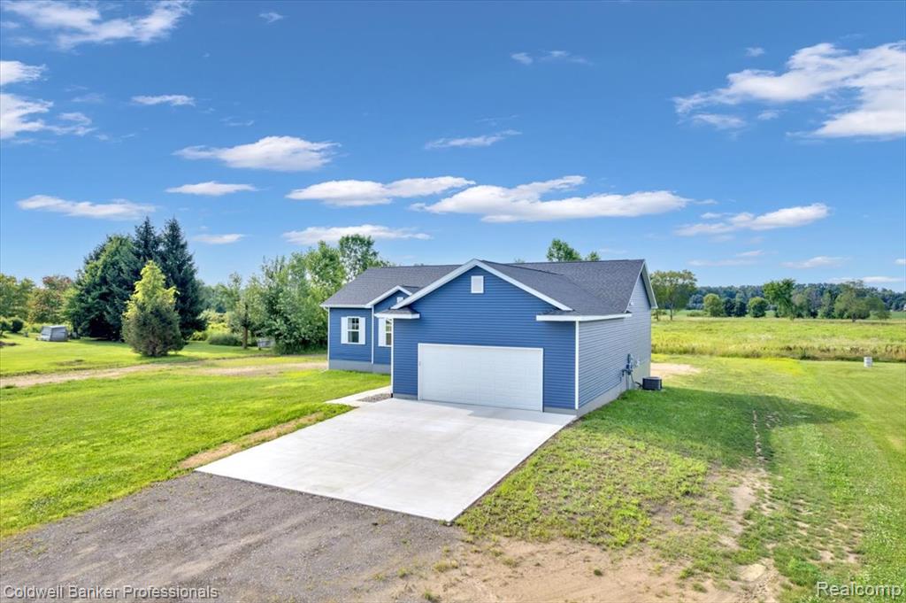 1814 Daley Road Lapeer, MI 48446 - Photo 32 of 34