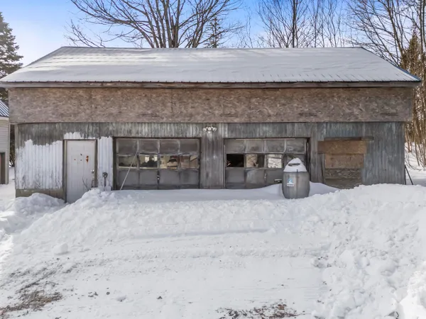 $189,000 | 79 Harrison Avenue, Gardiner, ME 04345