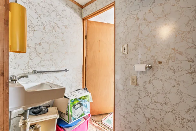 $199,000 | 79 Harrison Avenue, Gardiner, ME 04345