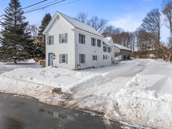 $189,000 | 79 Harrison Avenue, Gardiner, ME 04345