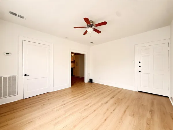 $1,500 | 1201 West Gray Street, Unit 3, Houston, TX 77019