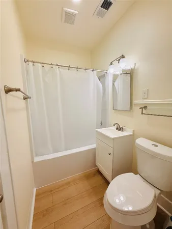 $1,500 | 1201 West Gray Street, Unit 3, Houston, TX 77019