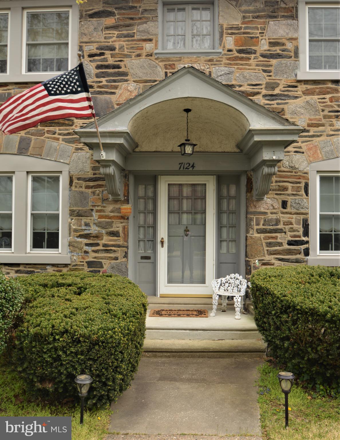 7124 Hilltop Road Upper Darby, PA 19082 - Photo 2 of 2
