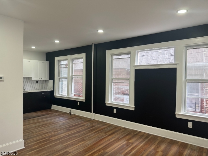 56 Smith Street Newark, NJ 07106 - Photo 2 of 10