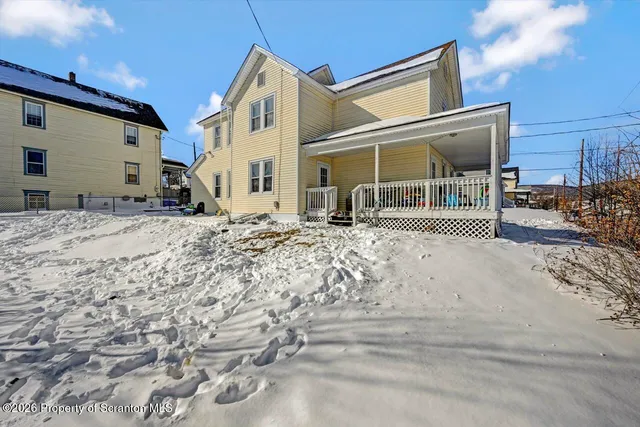 $239,900 | 117 West Line Street, Olyphant, PA 18447