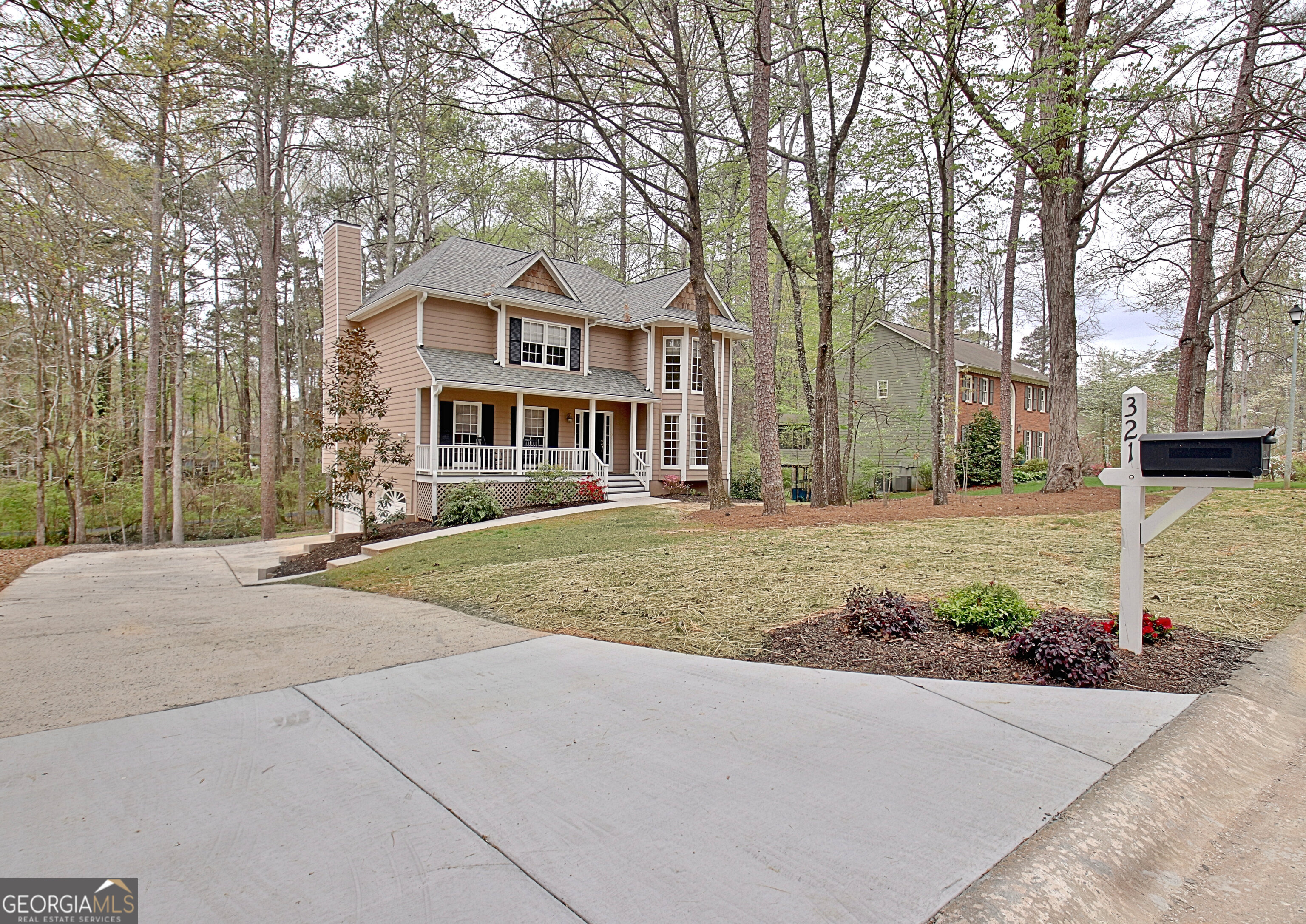 321 Walnut Grove Road Peachtree City, GA 30269 - Photo 2 of 78