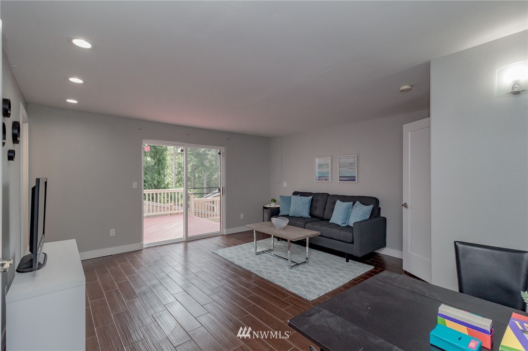 20018 33rd Drive Southeast Bothell, WA 98012 - Photo 22 of 25 Gallery Image 22