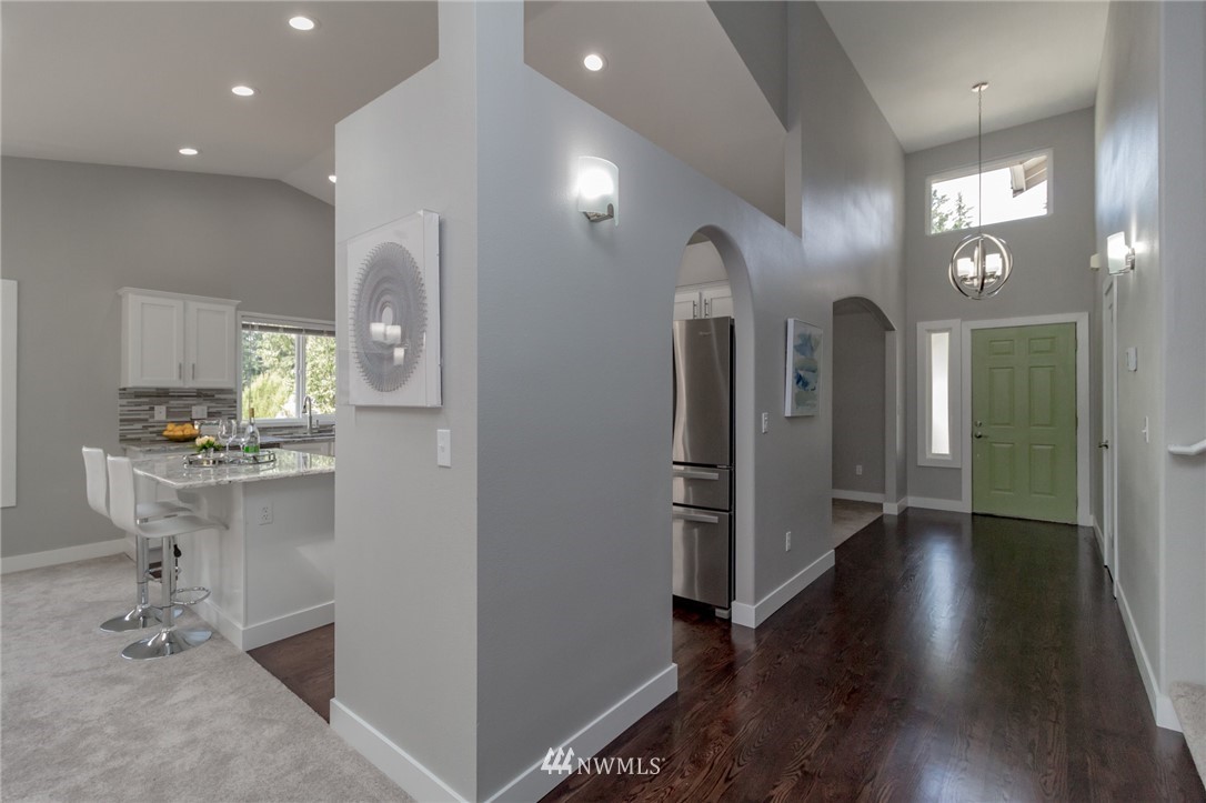20018 33rd Drive Southeast Bothell, WA 98012 - Photo 4 of 25 Gallery Image 4