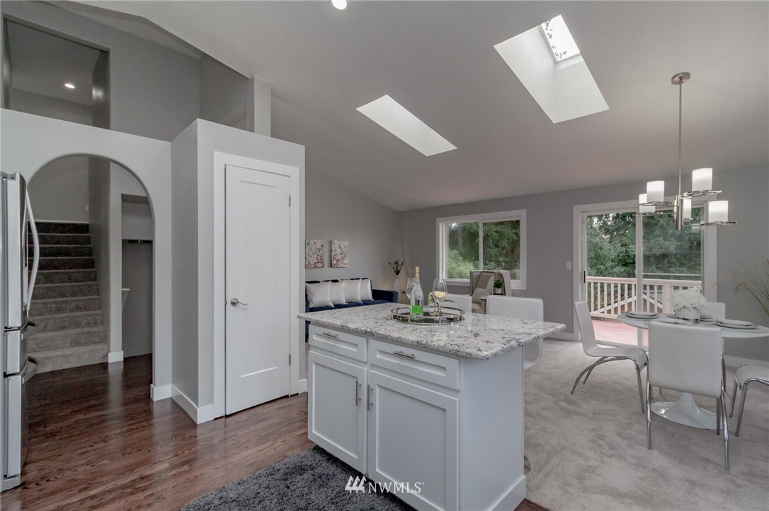 20018 33rd Drive Southeast Bothell, WA 98012 - Photo 7 of 25 Gallery Image 7