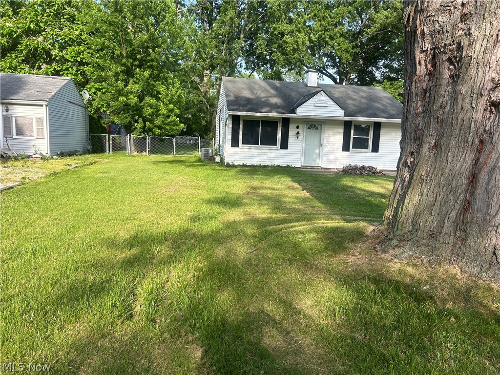 4897 Belle Meadow Road Mentor, OH 44060 - Photo 3 of 9