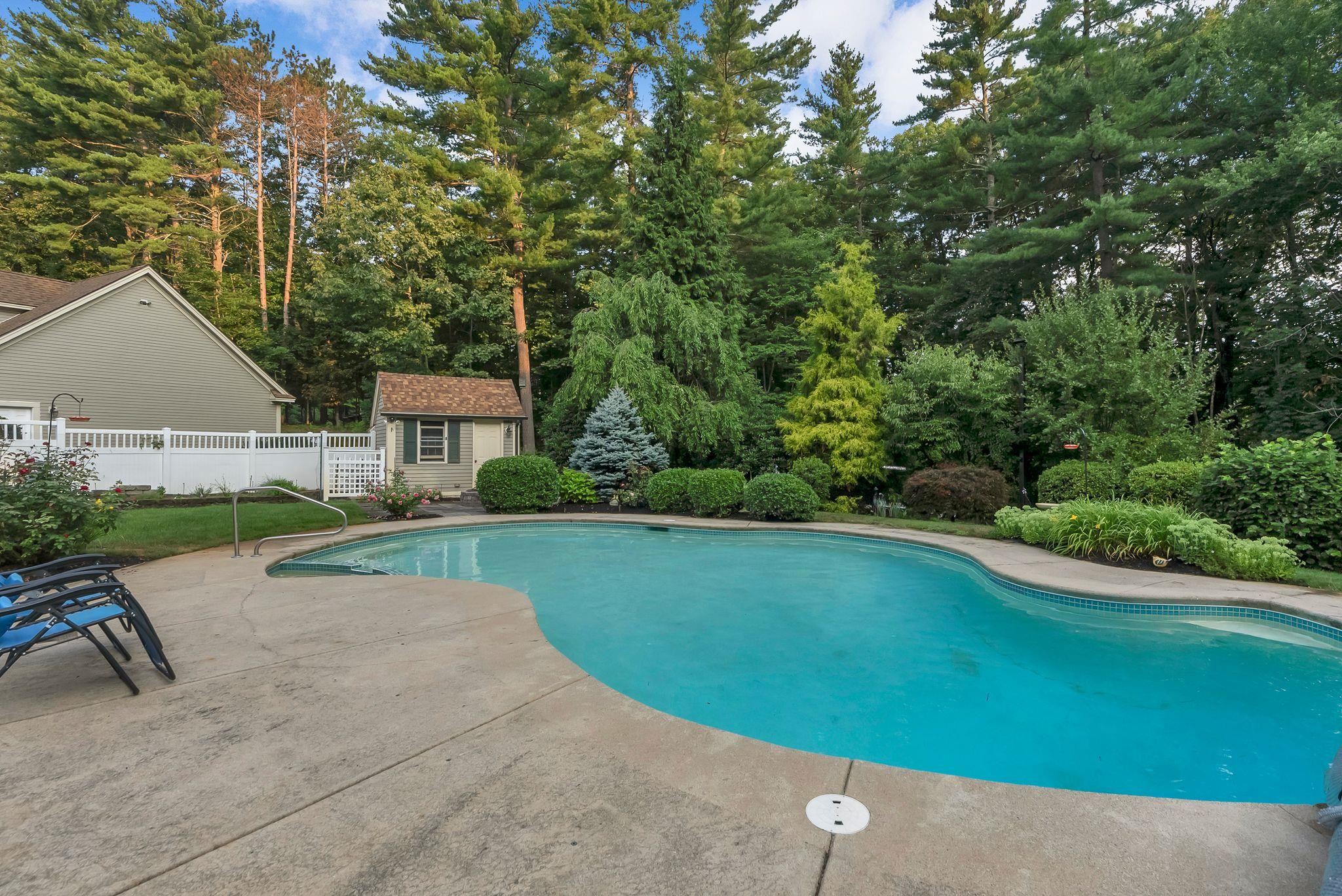 232 Gulf Road Dover, NH 03820 - Photo 10 of 60 Gallery Image 10