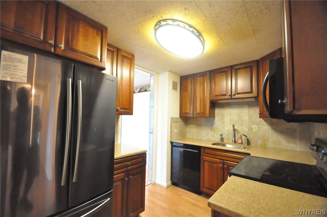 5854 Main Street, Unit 306 Amherst, NY 14221 - Photo 12 of 37
