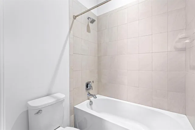 $5,500 | 8870 Northwest 37th Drive, Coral Springs, FL 33065