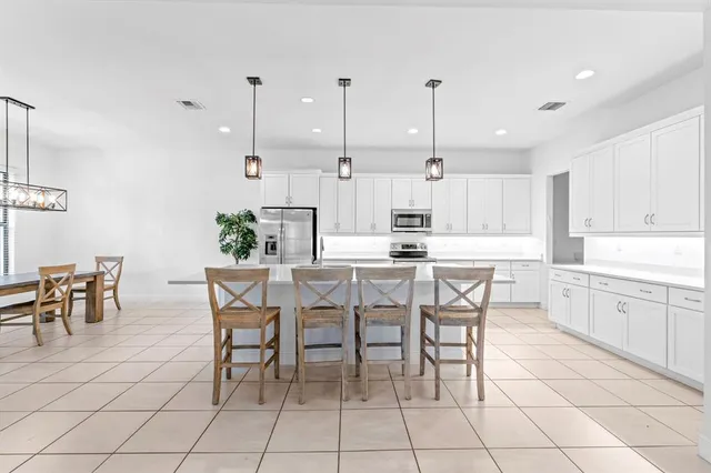 $5,500 | 8870 Northwest 37th Drive, Coral Springs, FL 33065