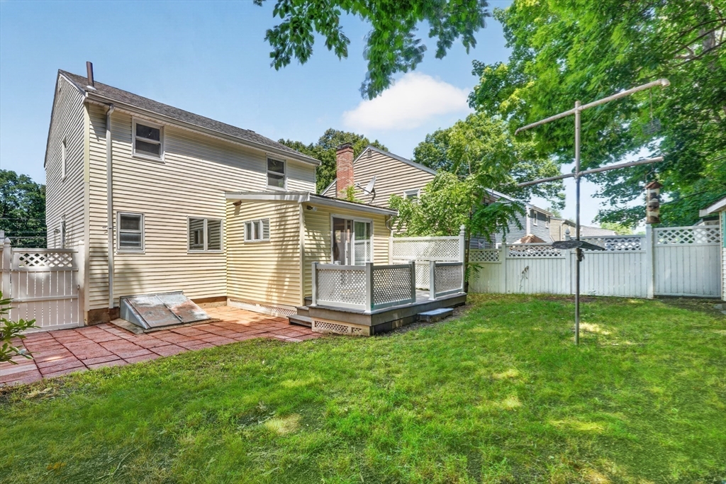 114 Glenellen Road Boston, MA 02132 - Photo 19 of 42
