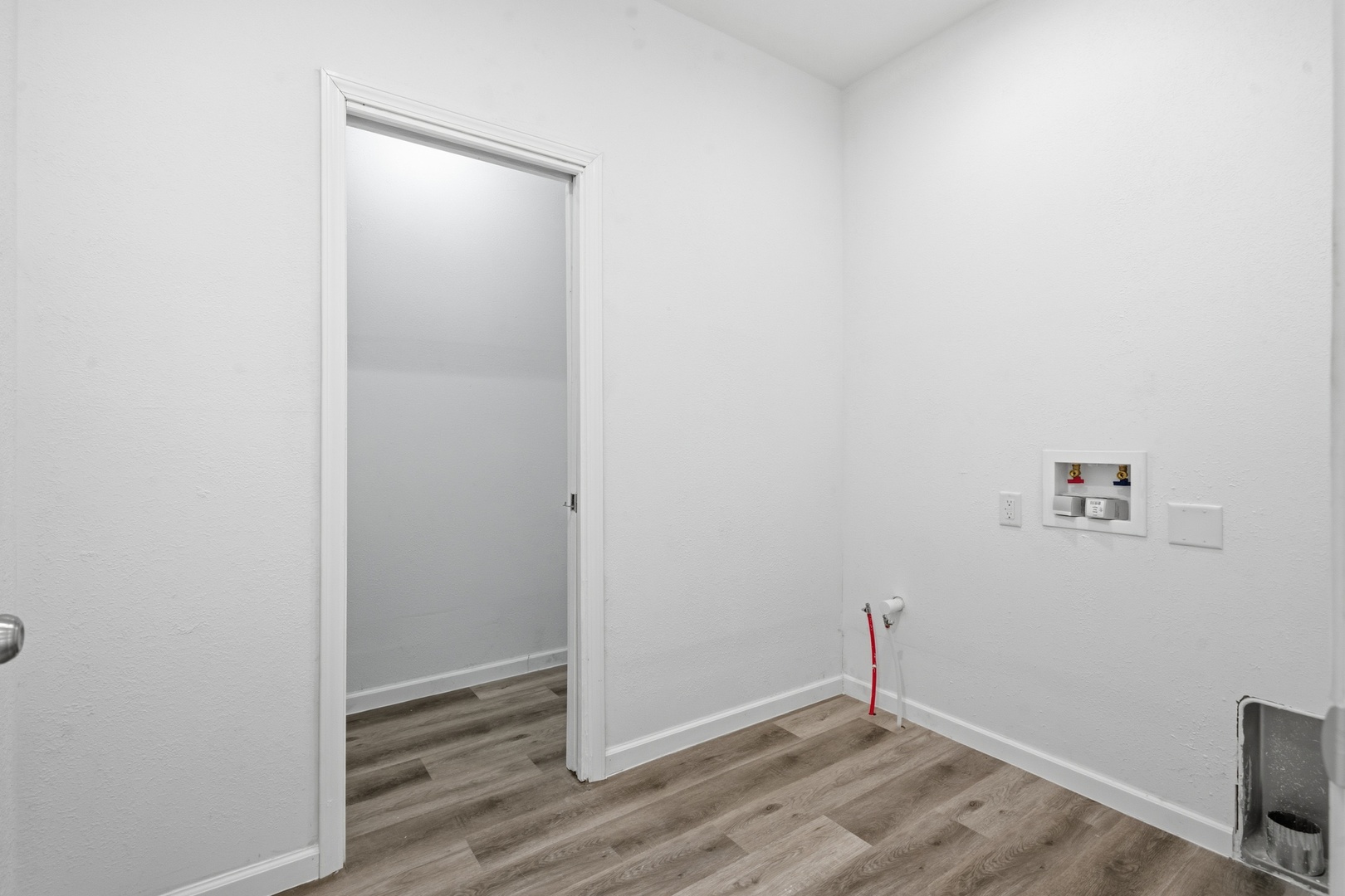 1812 10th Avenue Silvis, IL 61282 - Photo 11 of 35