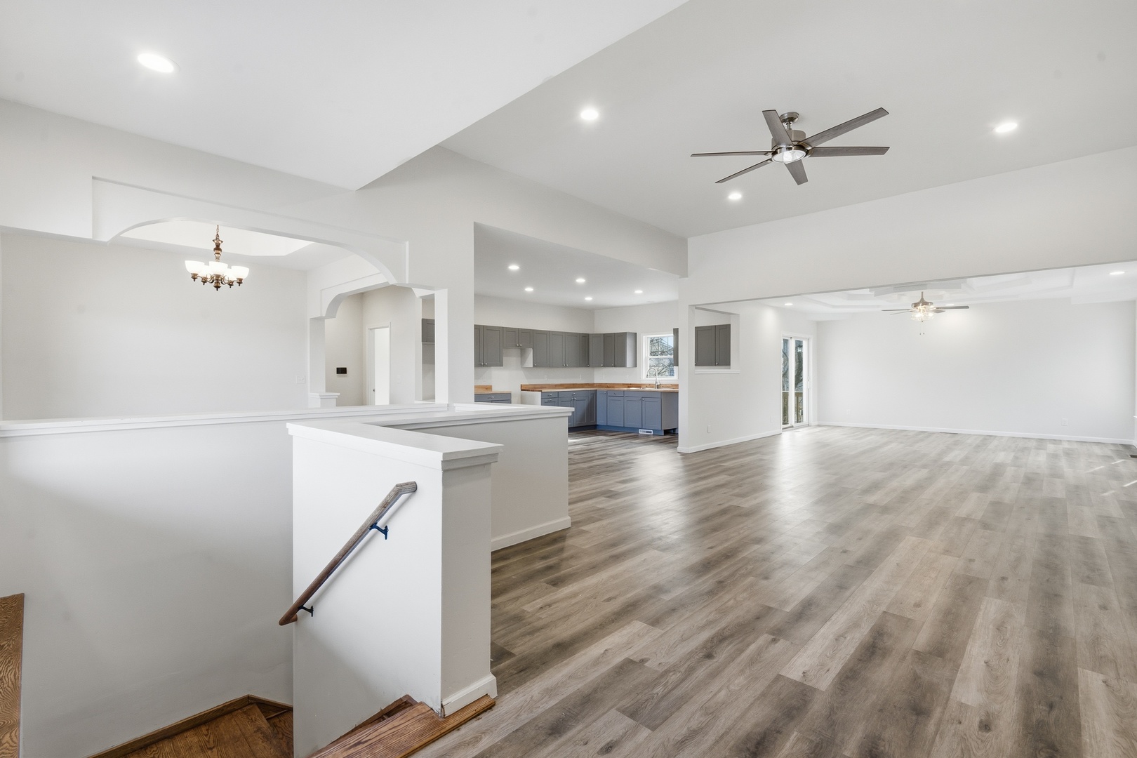 1812 10th Avenue Silvis, IL 61282 - Photo 4 of 35