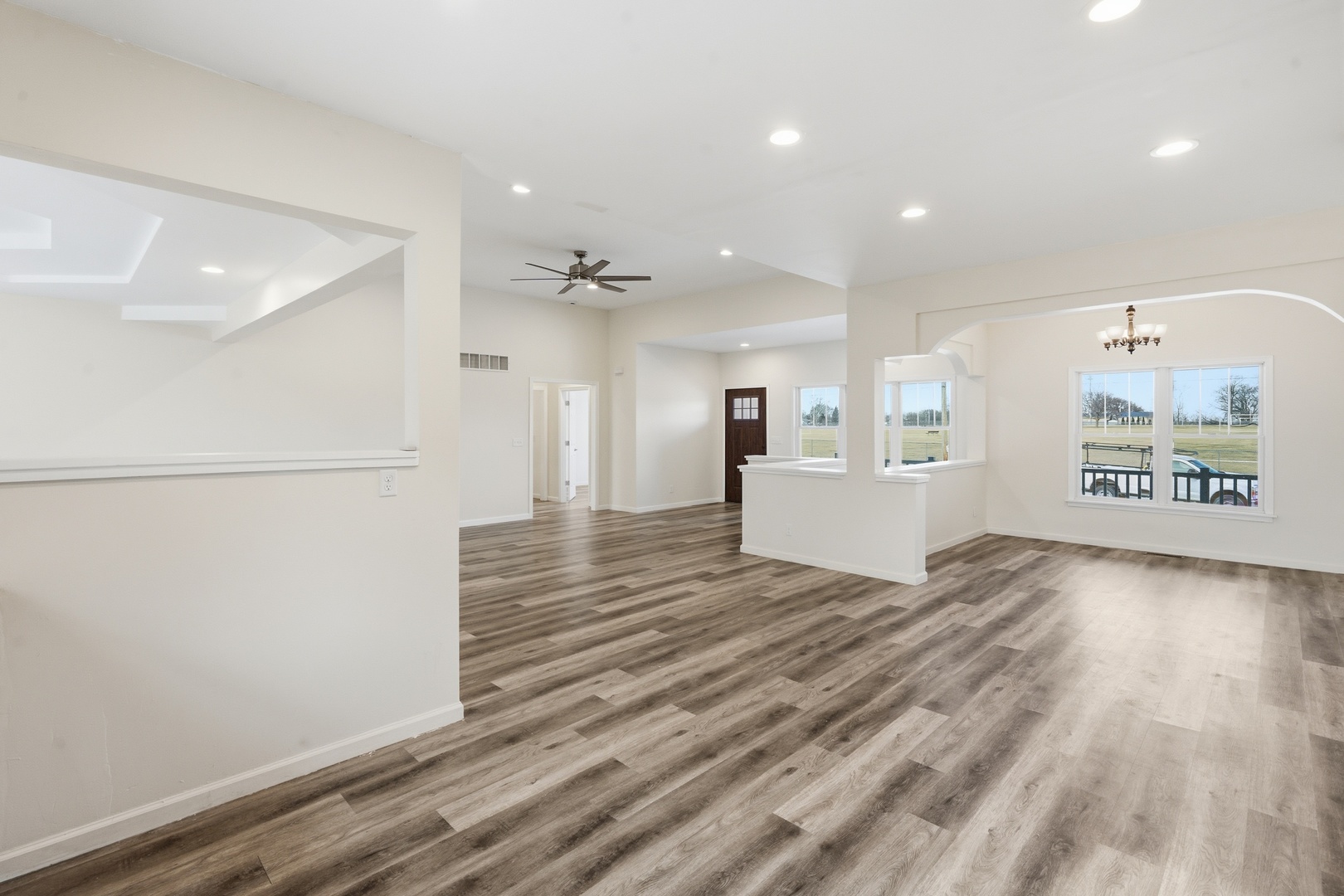 1812 10th Avenue Silvis, IL 61282 - Photo 10 of 35