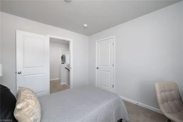 $3,075 | 1262 Solomon Drive, Unit CYPRESS, Kernersville, NC 27284