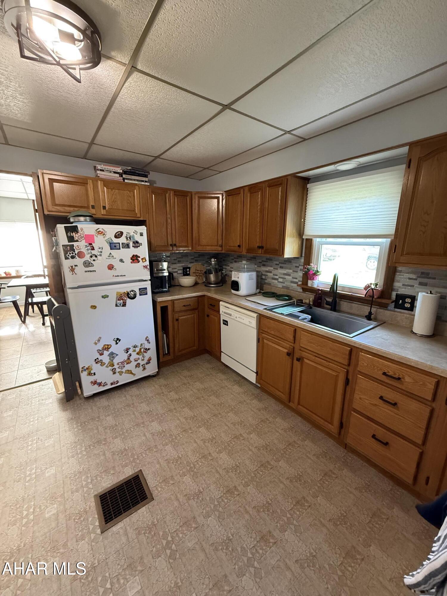 2391 Raystown Road Everett, PA 15537 - Photo 7 of 56