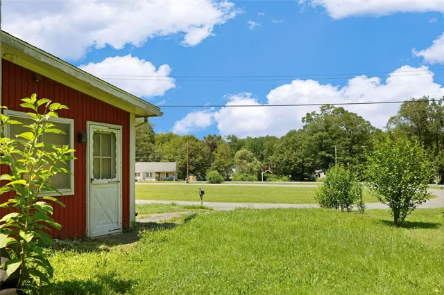 $220,000 | 12 Park Circle, Mount Marion, NY 12456