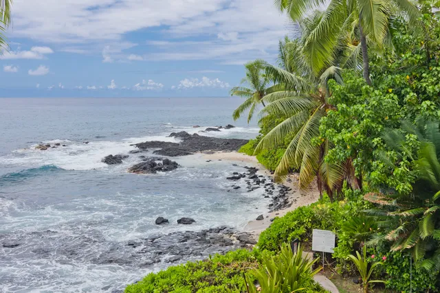 $1,199,999 | 76-6194 Alii Drive, Unit 3, Kailua-Kona, HI 96740