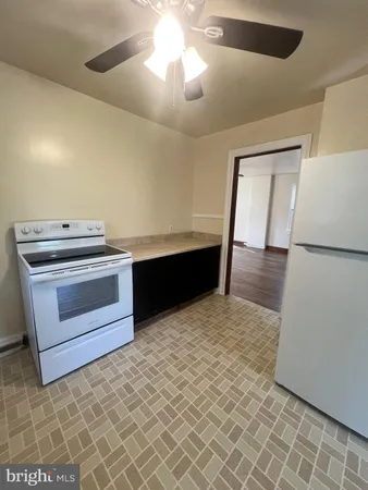 $1,900 | 1364 Salem Avenue, Hagerstown, MD 21740