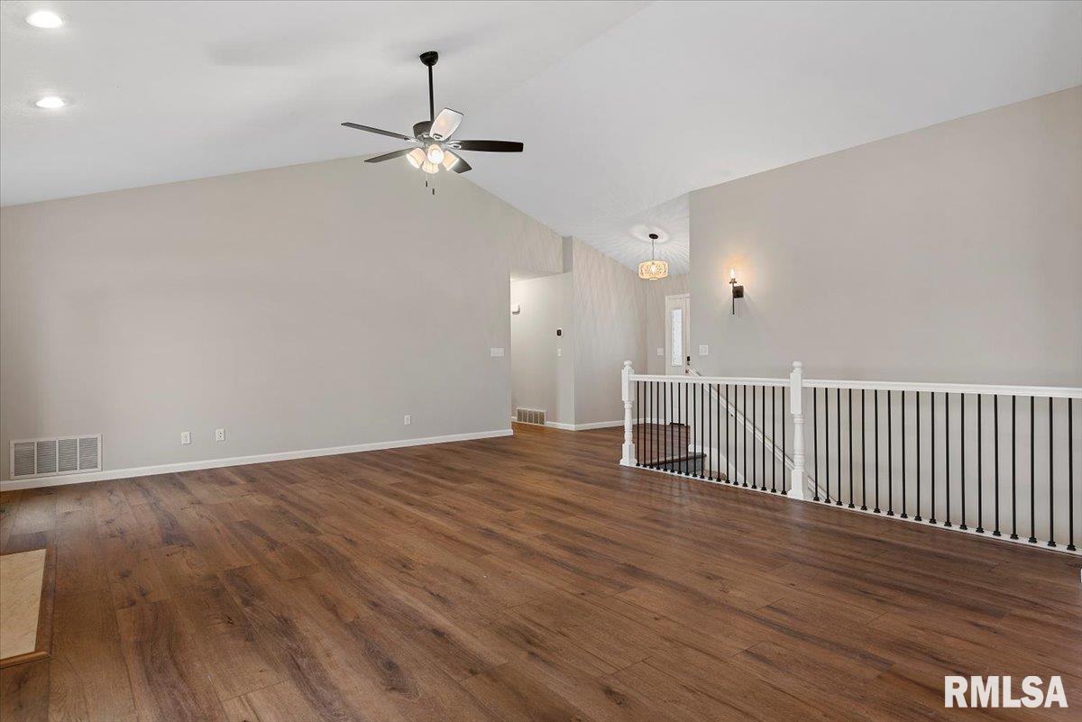 4817 Greenbriar Drive Springfield, IL 62711 - Photo 5 of 34