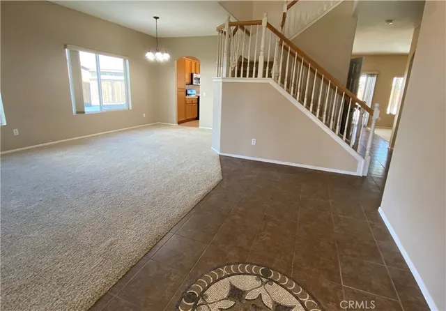 $2,500 | 12539 Sunglow Lane, Victorville, CA 92392