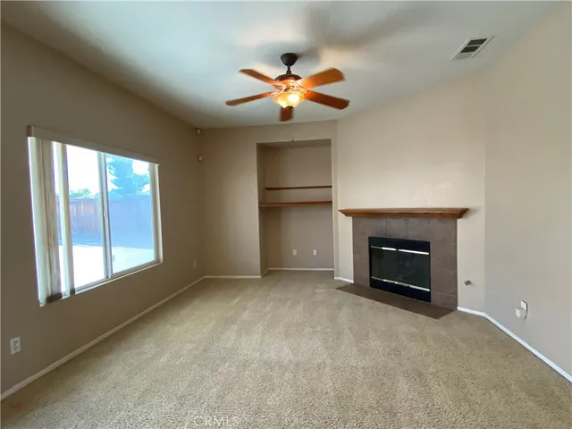 $2,500 | 12539 Sunglow Lane, Victorville, CA 92392