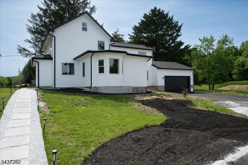 129 Owens Station Road Vernon, NJ 07461 - Photo 5 of 33