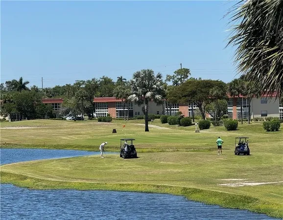 $1,475 | 35 Vista Gdns Trail, Unit 205, Vero Beach, FL 32962