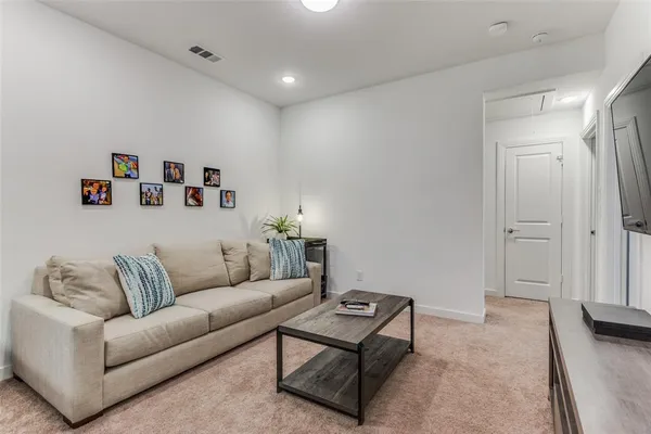 $2,800 | 2152 Tolleson Drive, Fort Worth, TX 76008