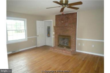 10410 Walker Road Culpeper, VA 22701 - Photo 1 of 6 Family Room