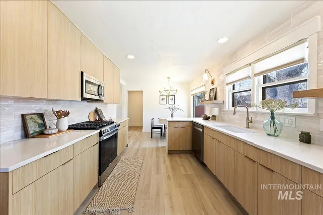 $599,900 | 1425 Gourley Street, Boise, ID 83705