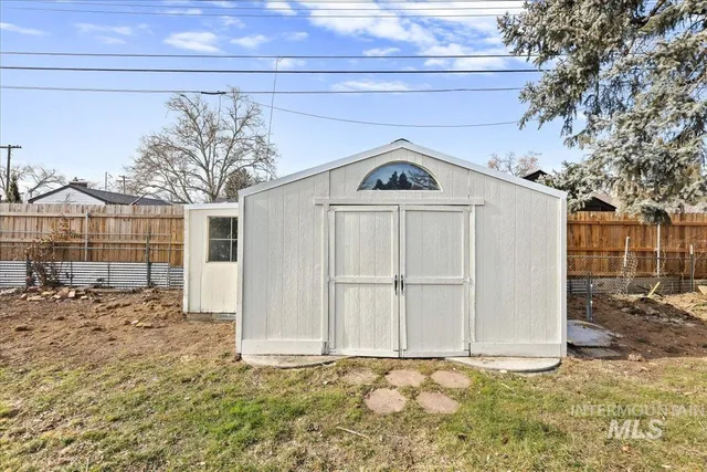 $599,900 | 1425 Gourley Street, Boise, ID 83705