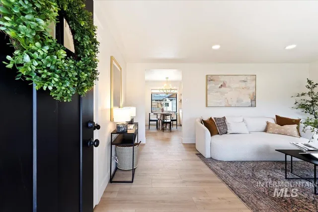 $599,900 | 1425 Gourley Street, Boise, ID 83705