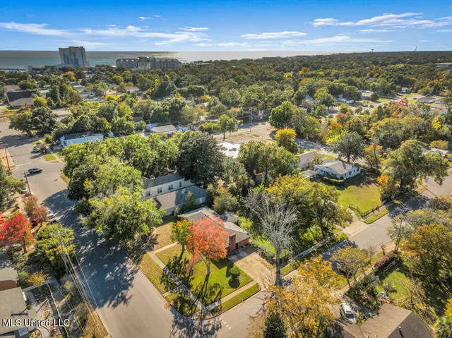 $186,500 | 1525 31st Avenue, Gulfport, MS 39501