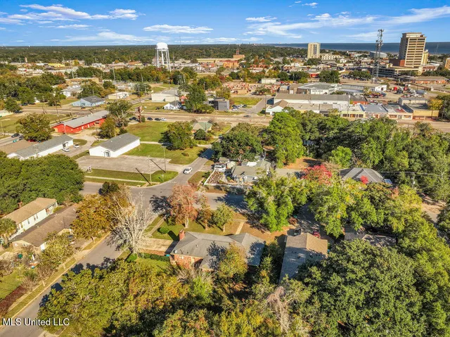 $186,500 | 1525 31st Avenue, Gulfport, MS 39501