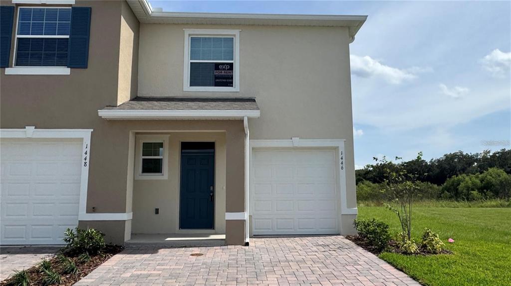 a view of a entryway of the house