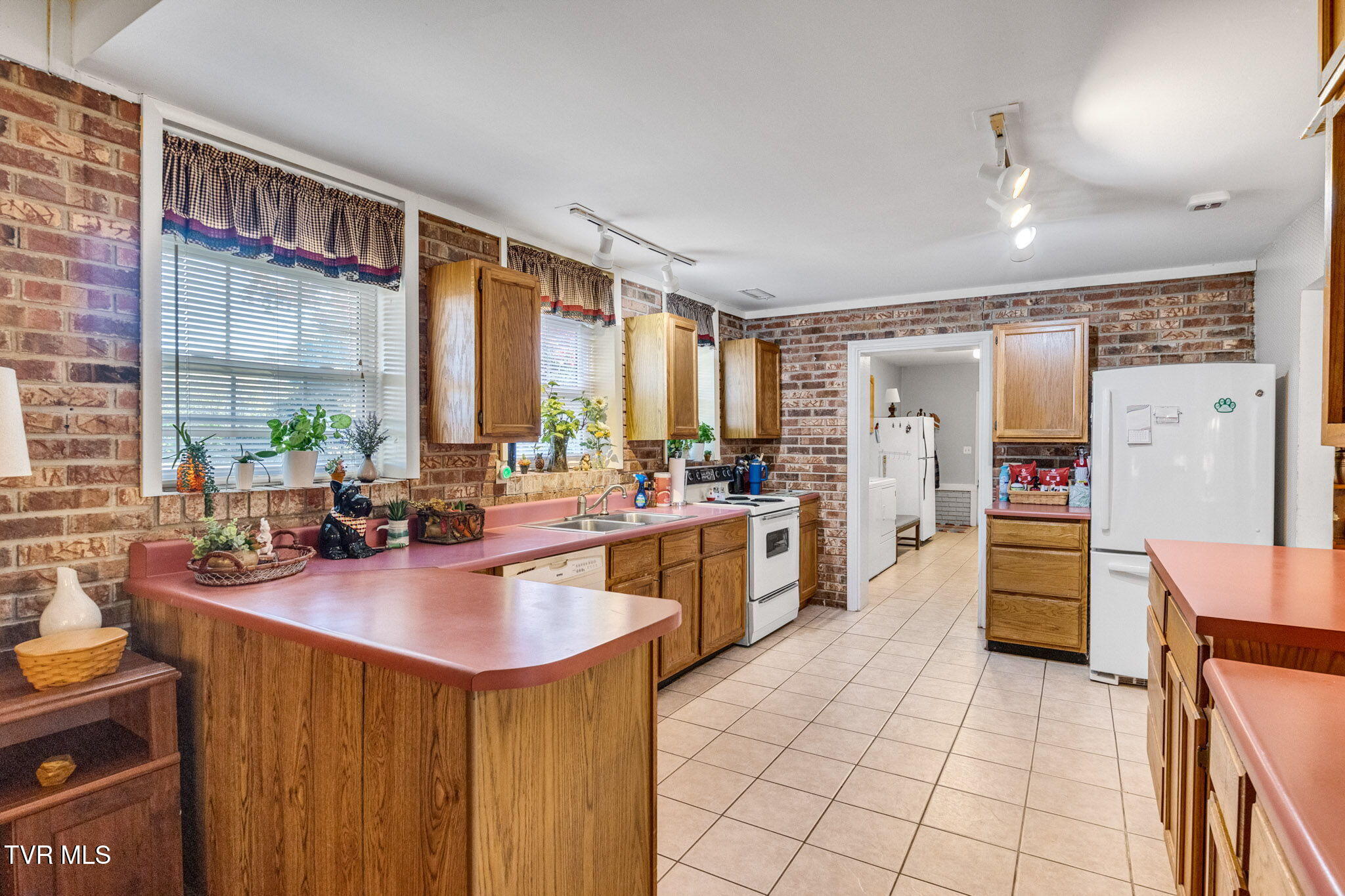 1485 South Allens Bridge Road Greeneville, TN 37743 - Photo 12 of 51 16-web-or-mls-IMG_0995