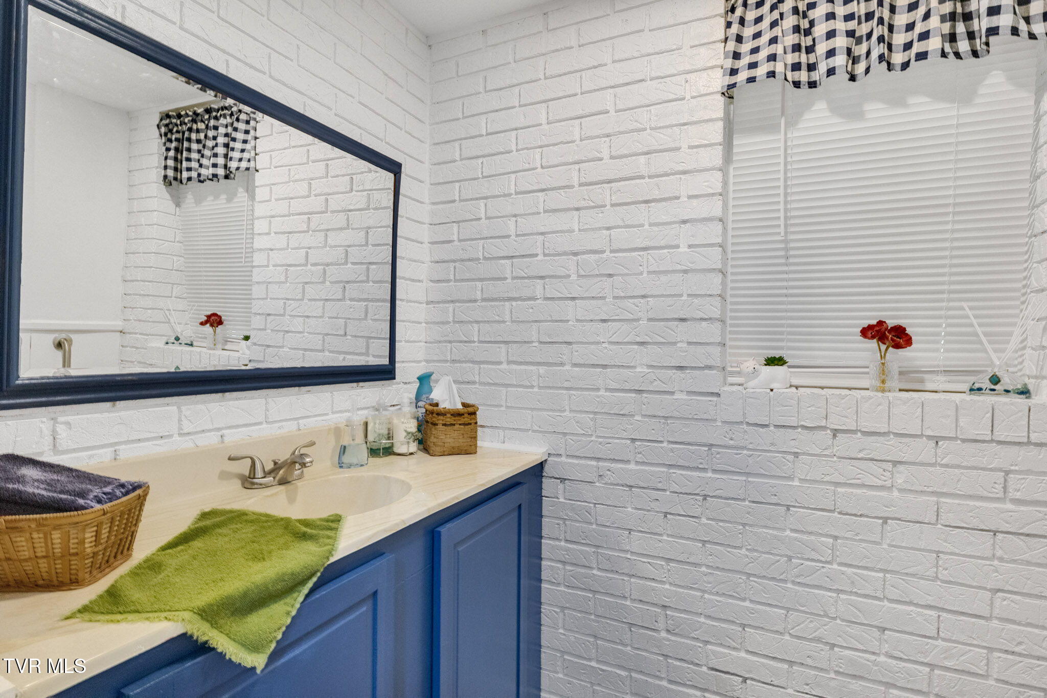 1485 South Allens Bridge Road Greeneville, TN 37743 - Photo 15 of 51 20-web-or-mls-IMG_1007