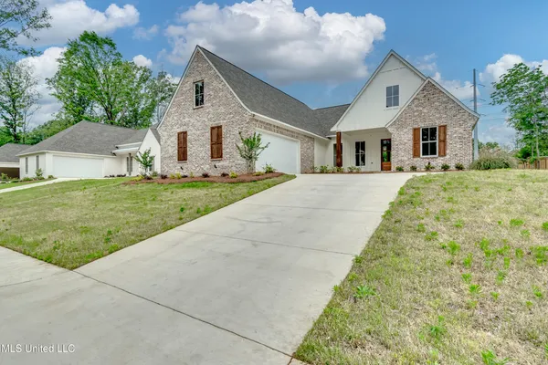 $486,000 | 122 Grayson Way, Madison, MS 39110