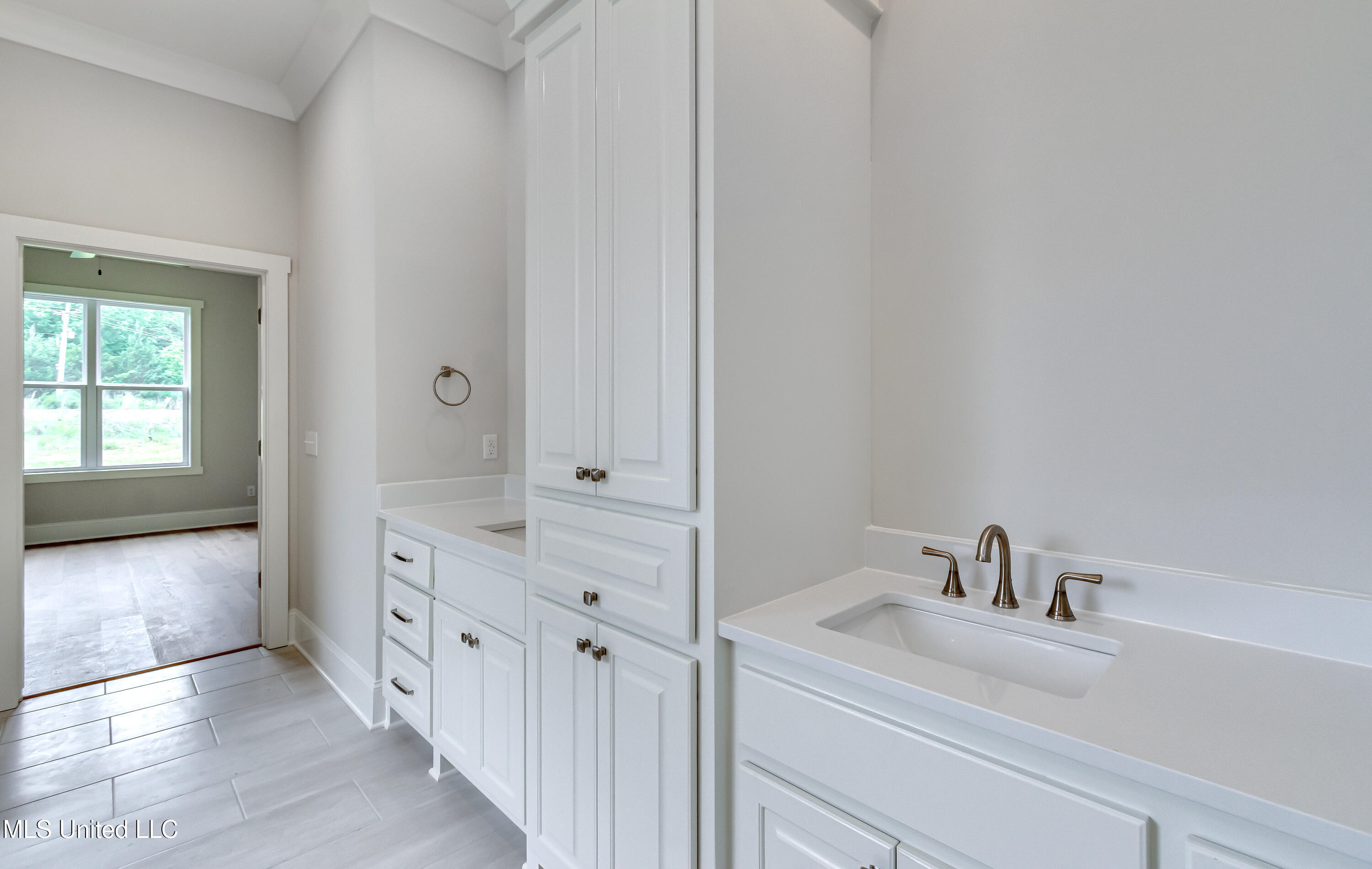 122 Grayson Way Madison, MS 39110 - Photo 30 of 50 Quartz Countertops