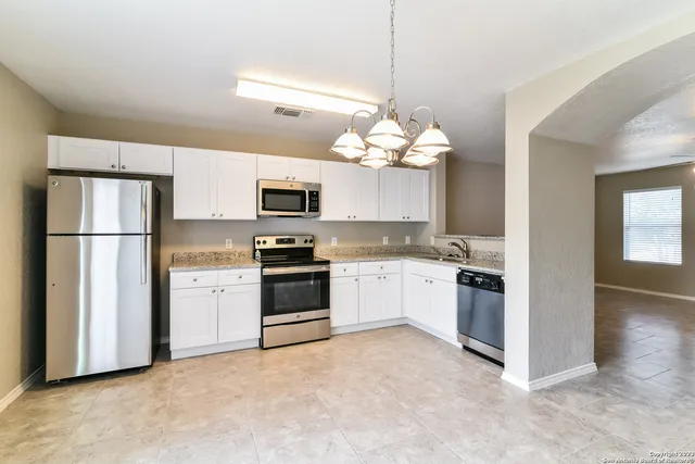 $1,430 | 4322 Stetson View, San Antonio, TX 78223