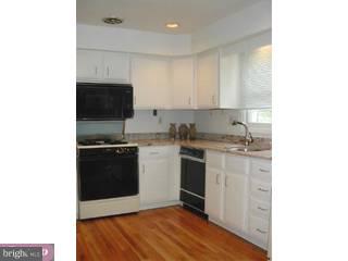 143 Steele Way Huntingdon Valley, PA 19006 - Photo 3 of 6