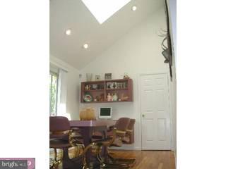 143 Steele Way Huntingdon Valley, PA 19006 - Photo 4 of 6