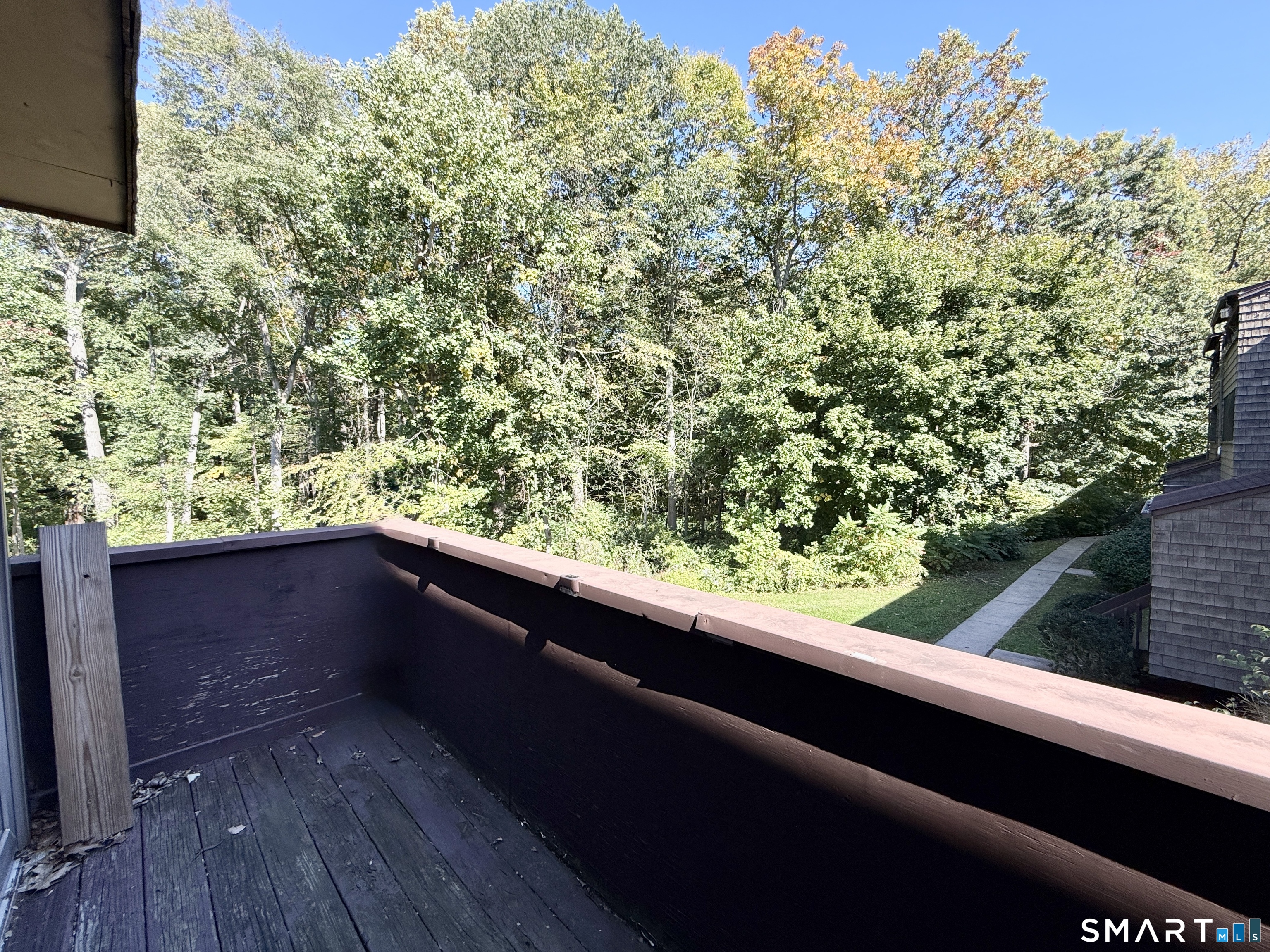 152 Towne House Road, Unit 152 Hamden, CT 06514 - Photo 4 of 26 Gallery Image 4