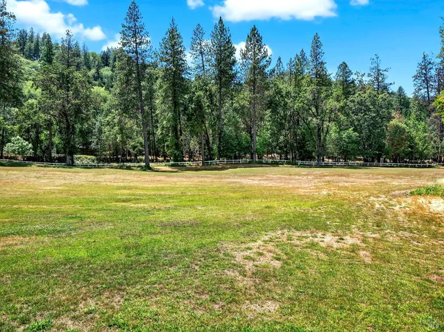 $1,900,000 | 16451 Golf Road, Cobb, CA 95426